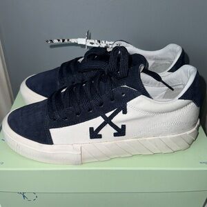 Off White Sneakers 👟